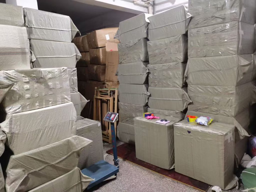 Wholesale Artificial Flowers and Grass FCL Consolidation Warehouse in Yiwu China